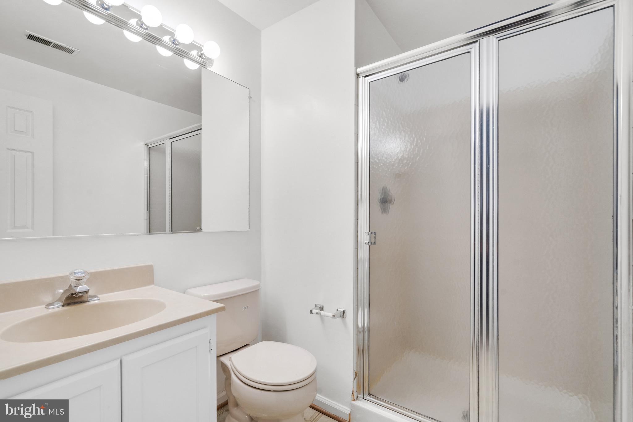 PARK OVERLOOK - Residential Lease