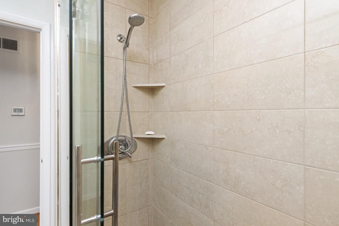 WILES ESTATES - Residential