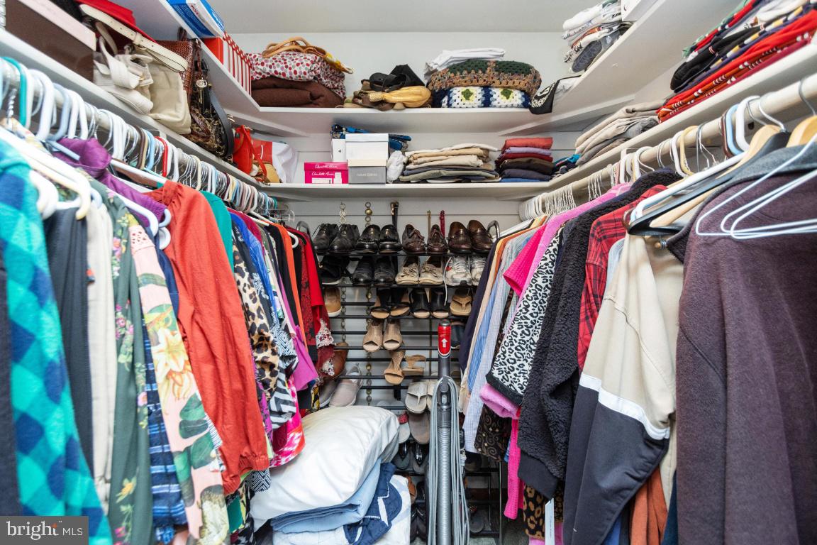 WILES ESTATES - Residential