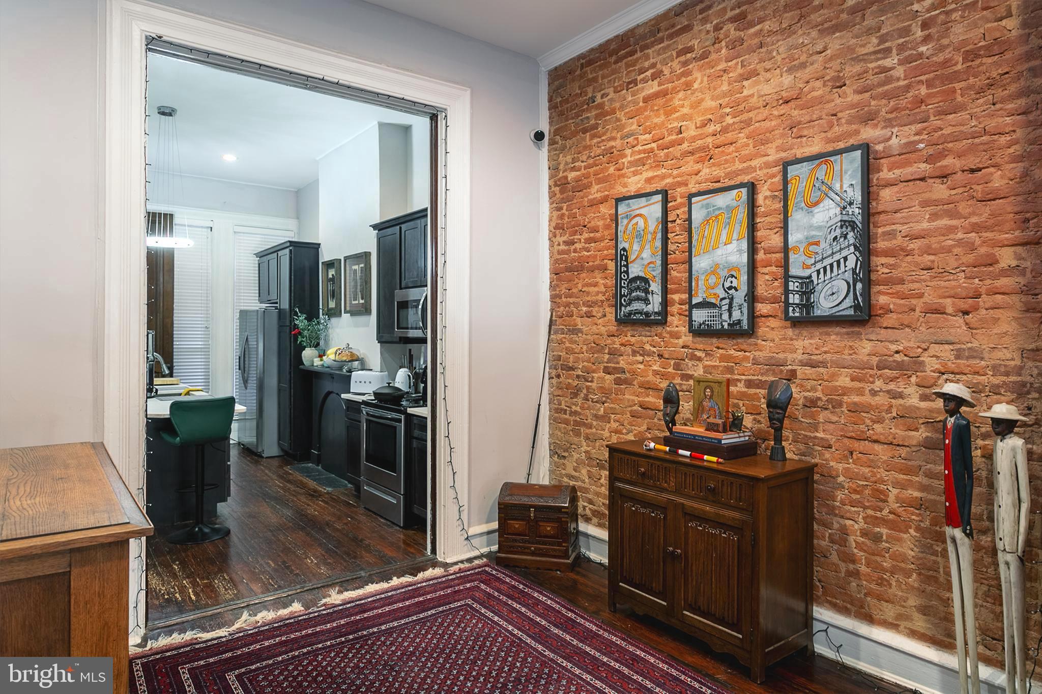 1807 MADISON AVENUE