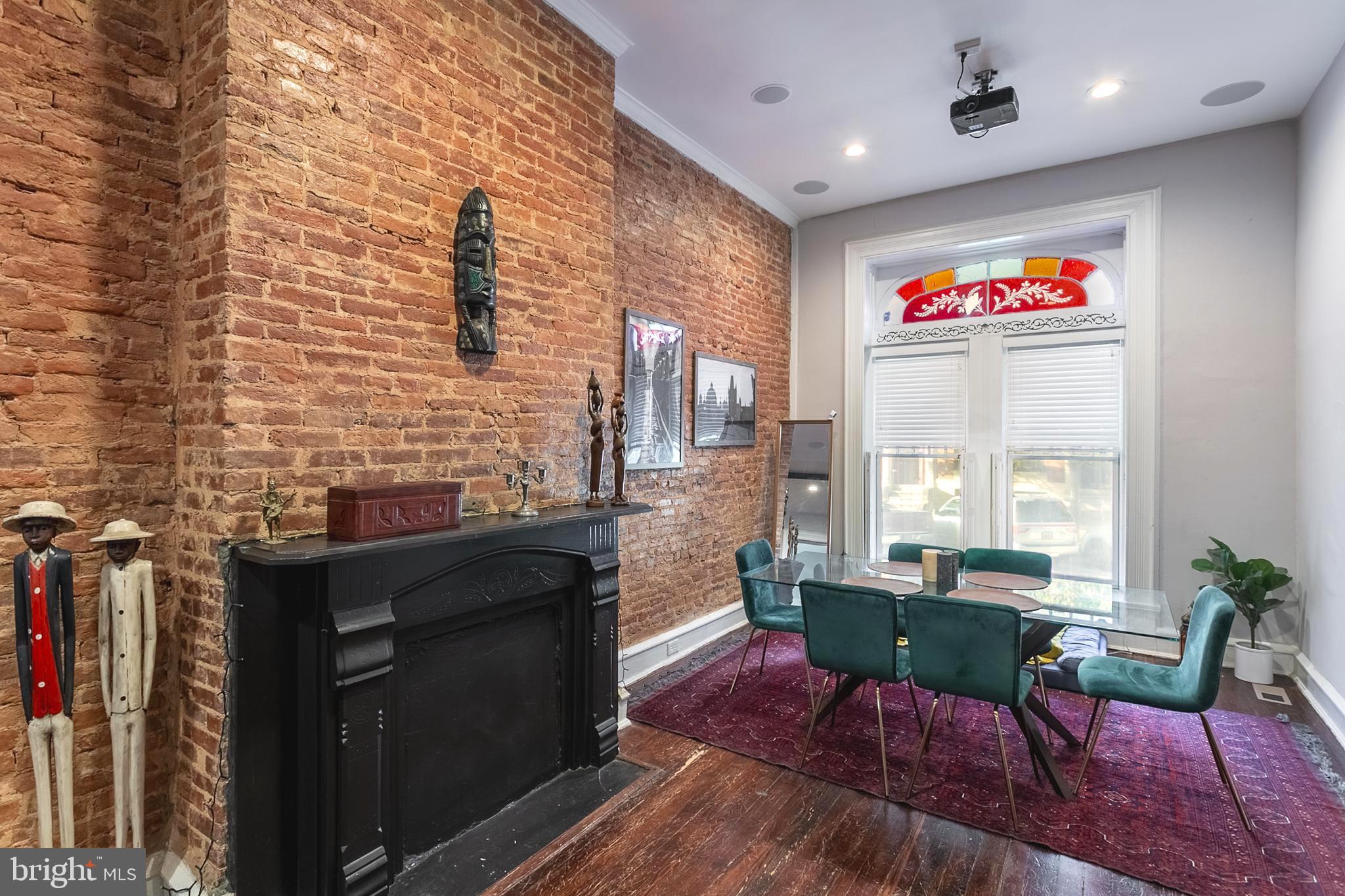 1807 MADISON AVENUE