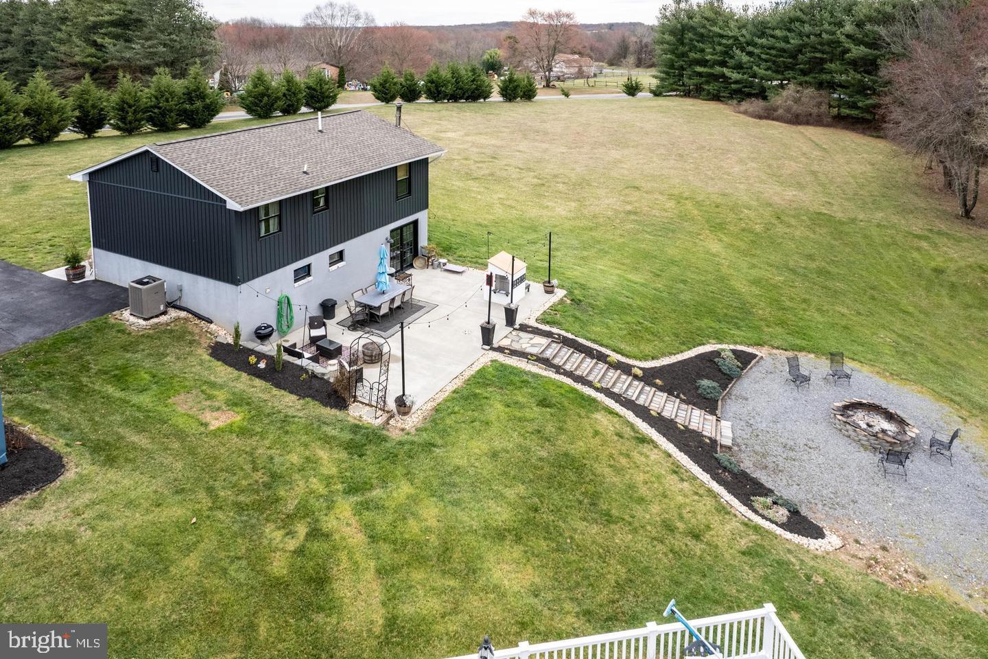 839 CHANTER DRIVE