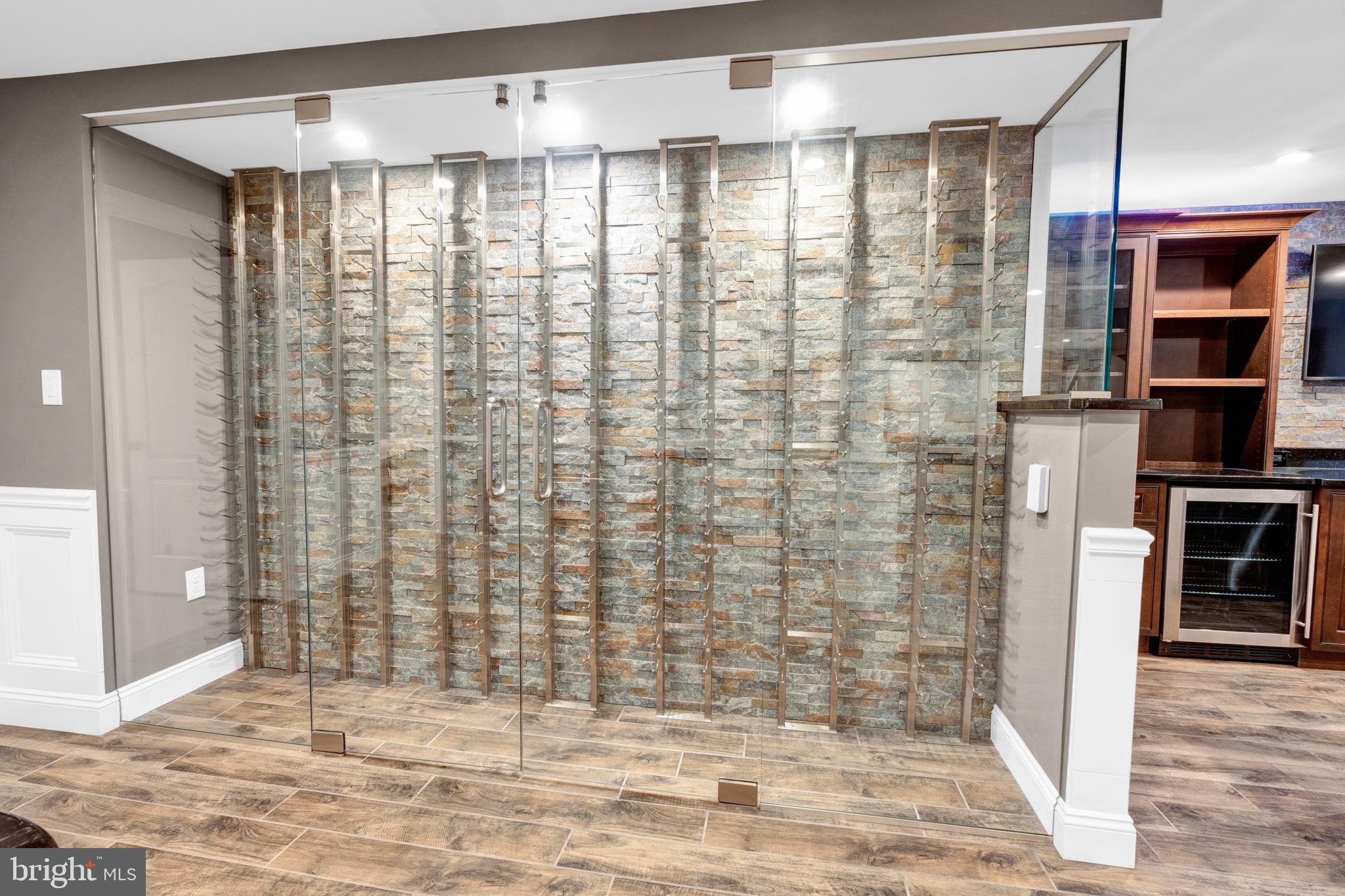 RIVERSIDE AT PROV - Residential