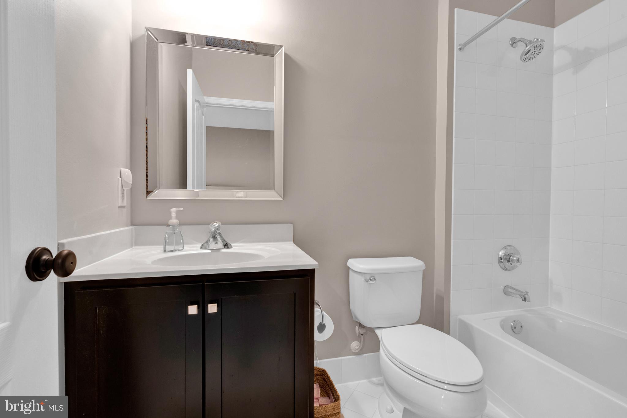 RIVERSIDE AT PROV - Residential