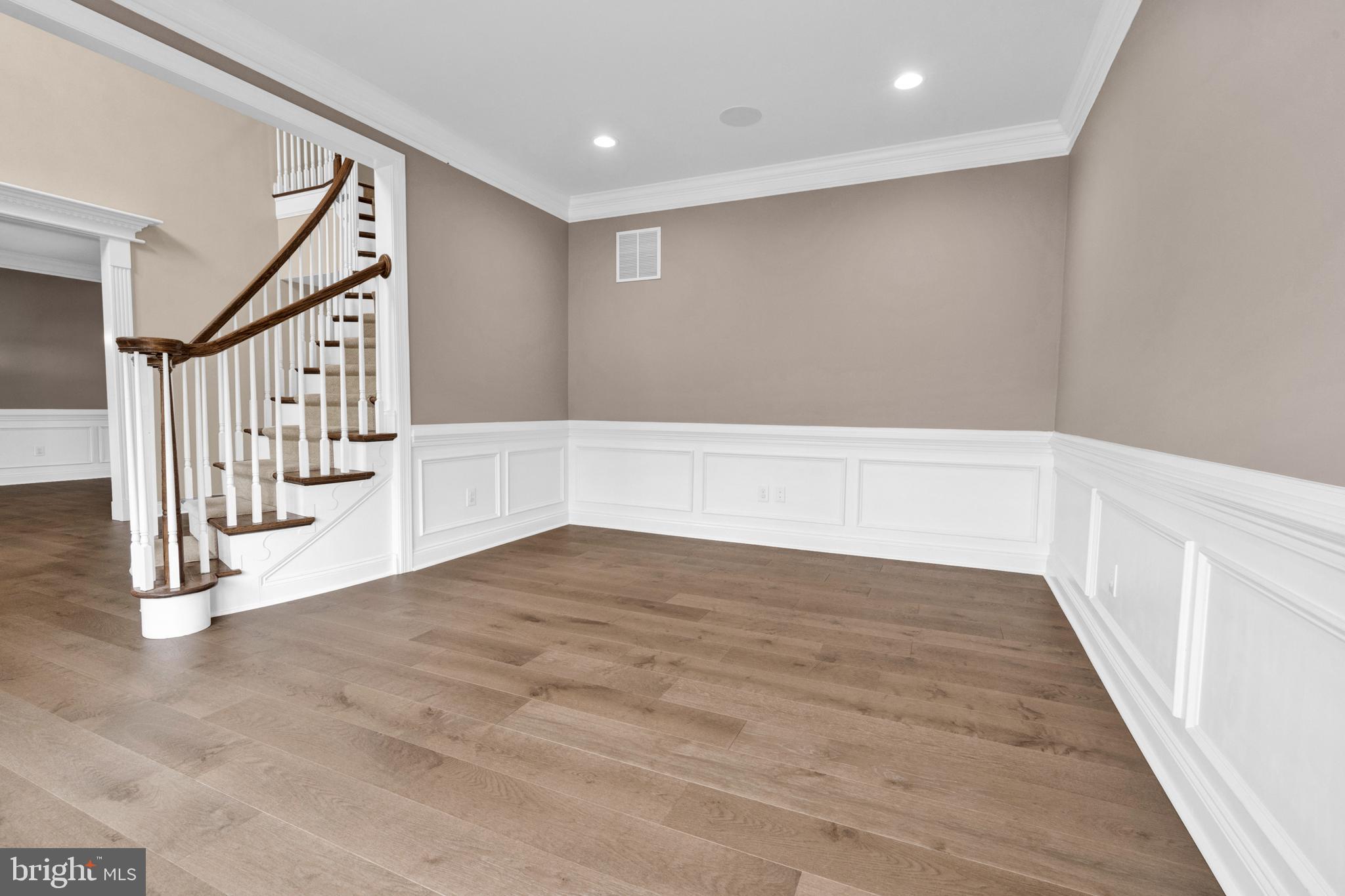 RIVERSIDE AT PROV - Residential