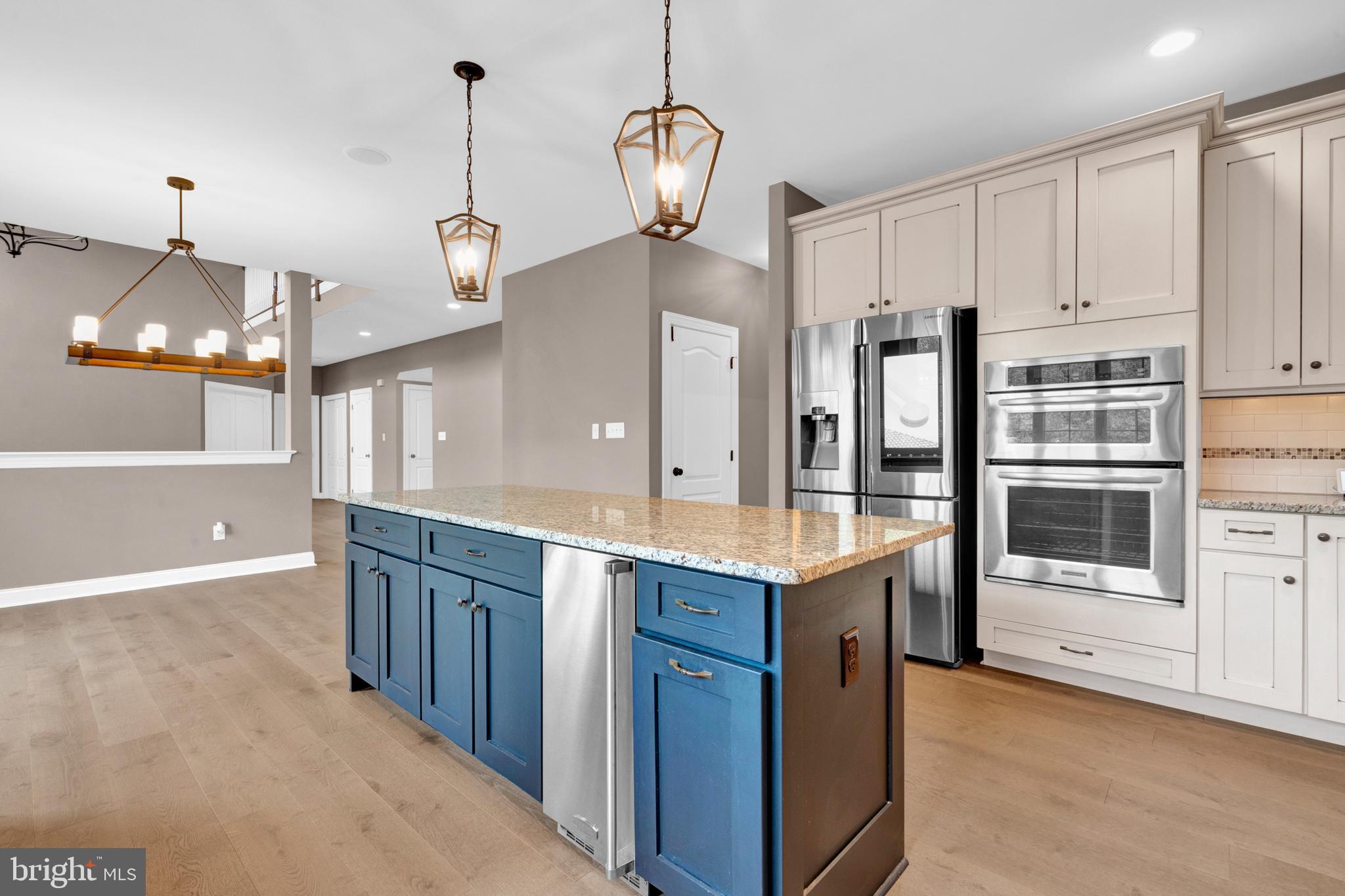 RIVERSIDE AT PROV - Residential