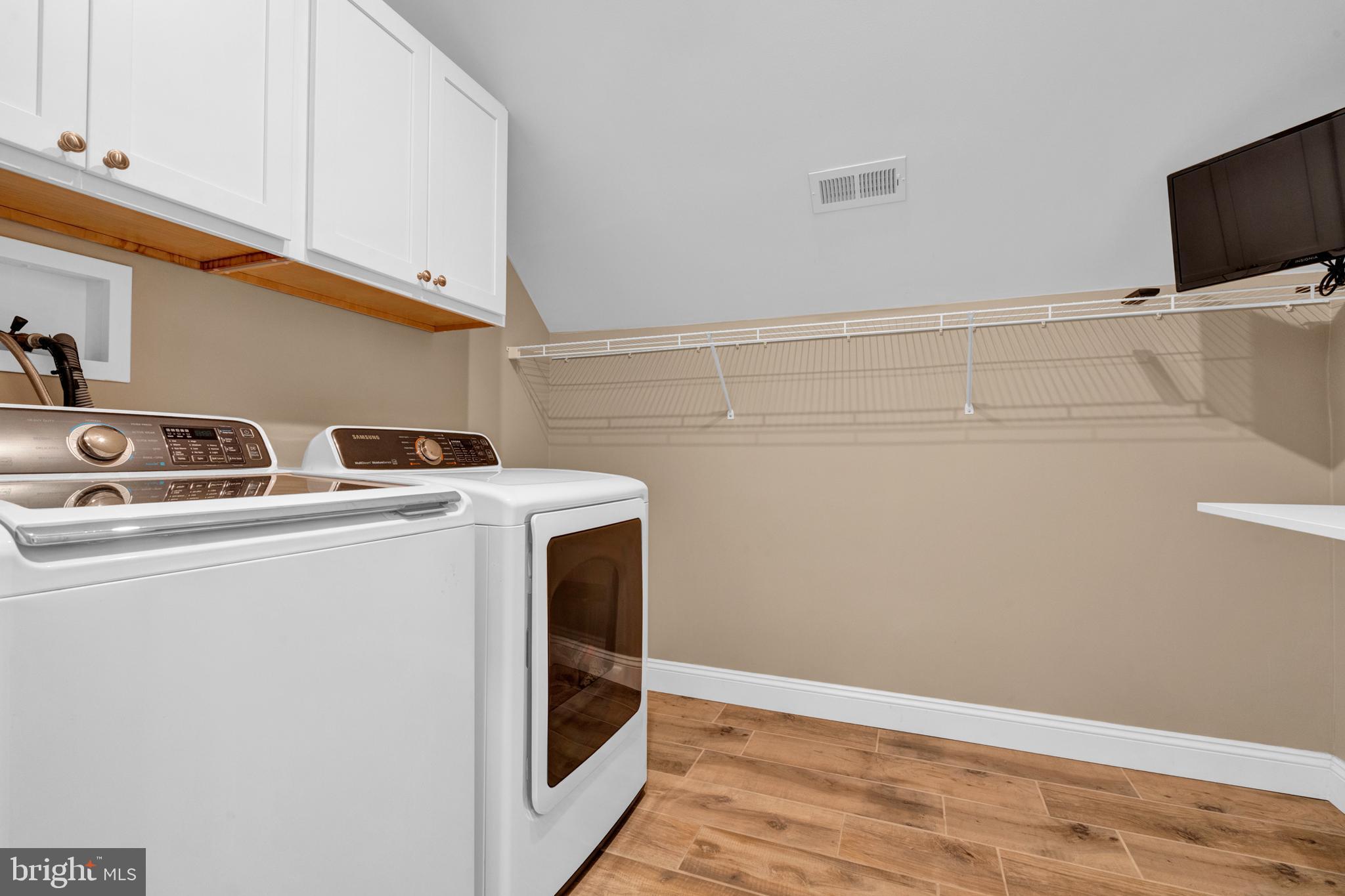 RIVERSIDE AT PROV - Residential