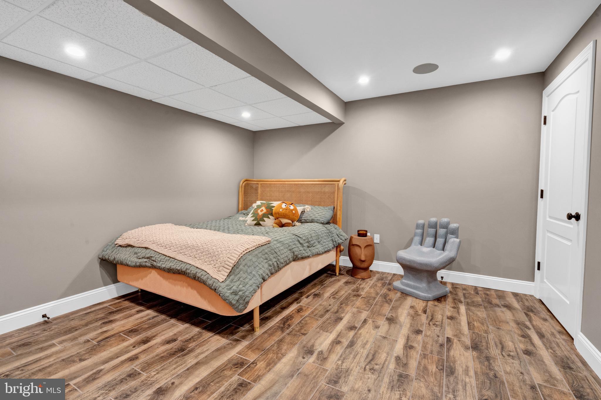 RIVERSIDE AT PROV - Residential