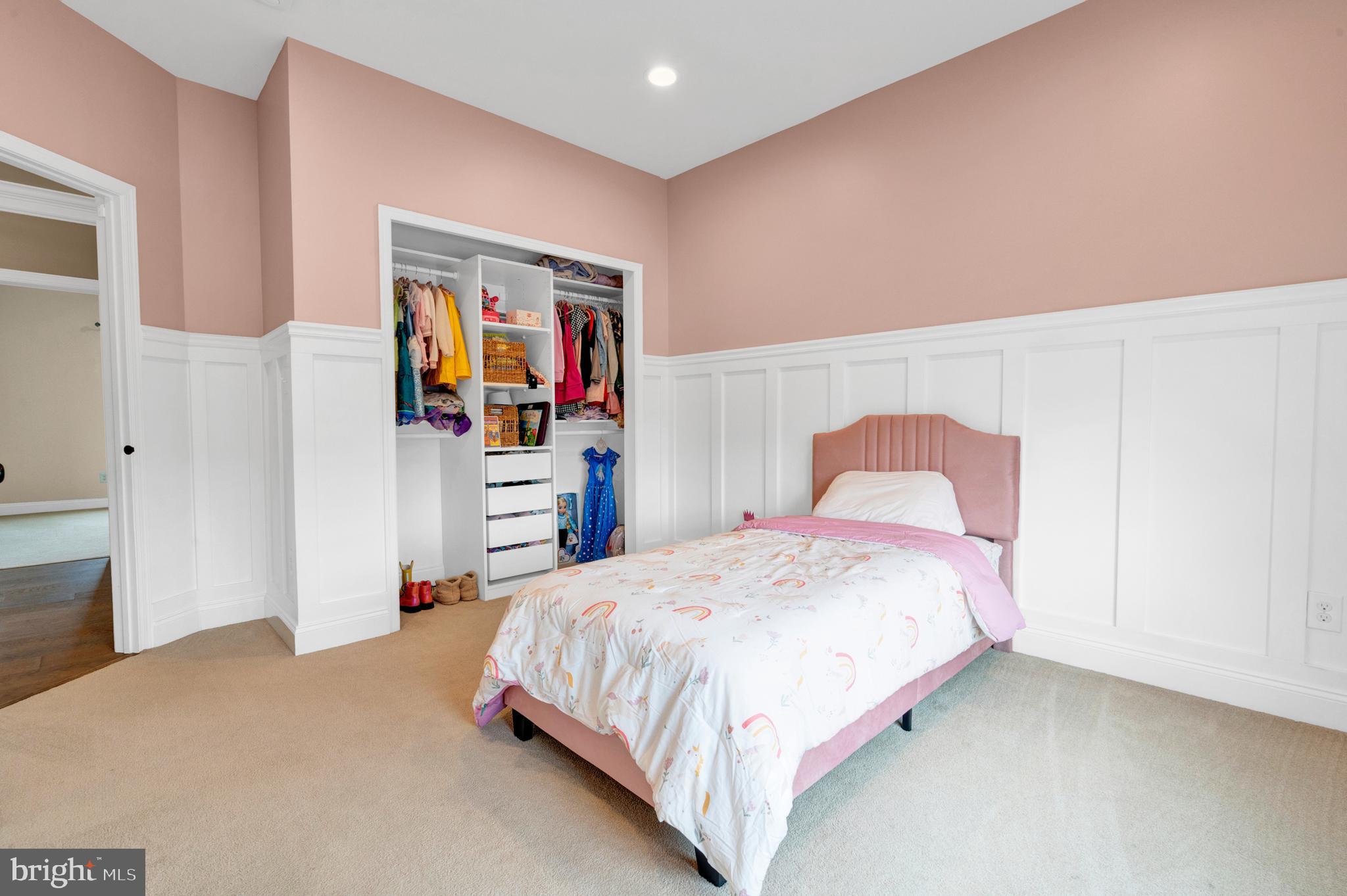 RIVERSIDE AT PROV - Residential