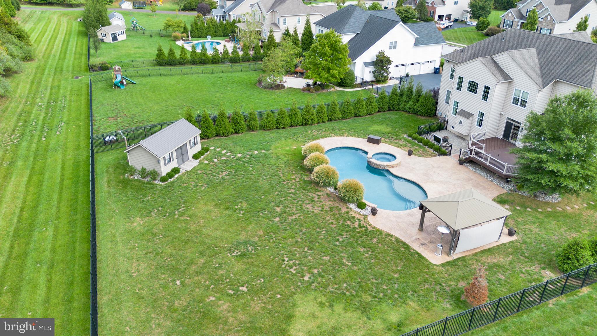 RIVERSIDE AT PROV - Residential