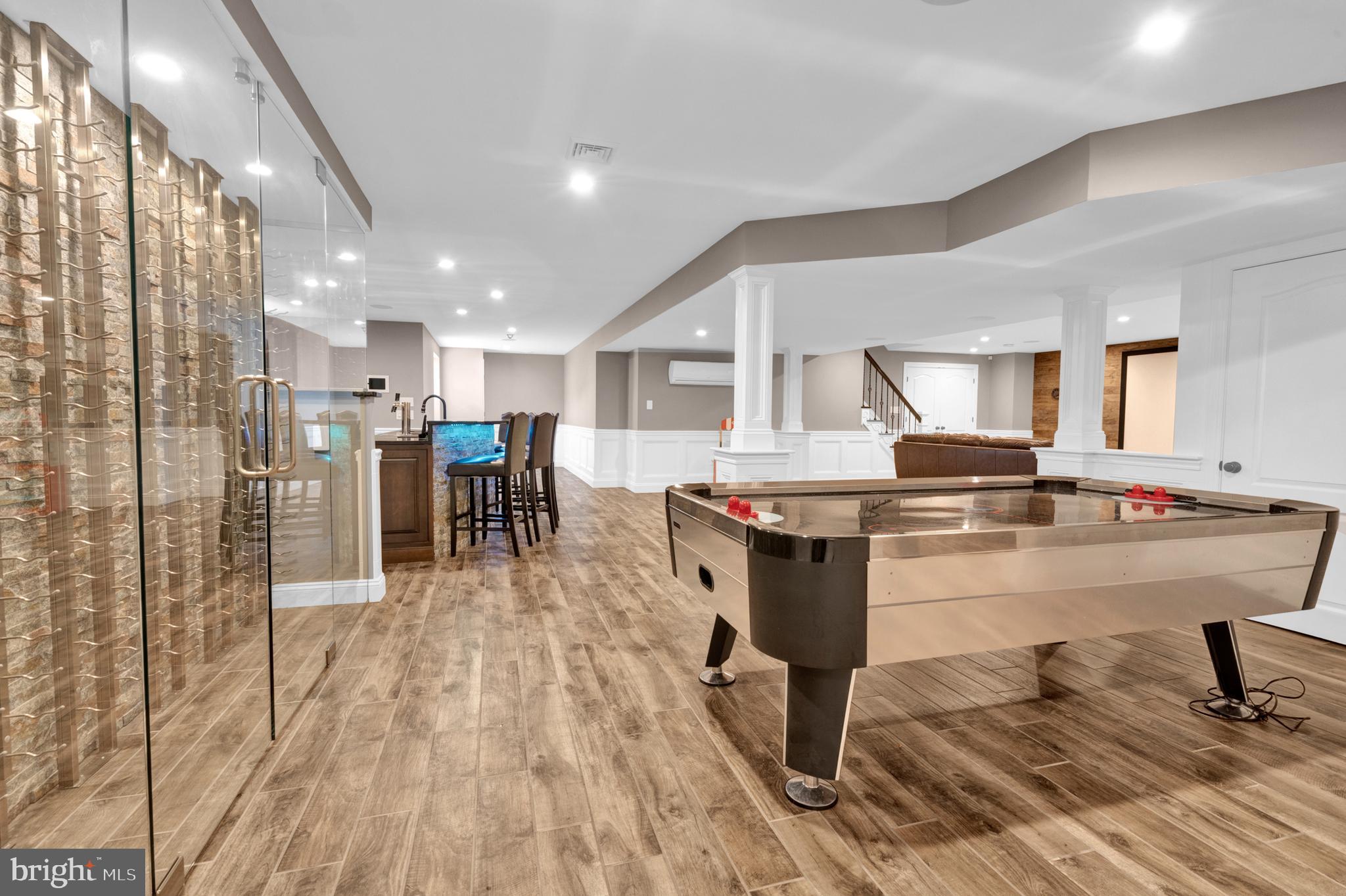 RIVERSIDE AT PROV - Residential