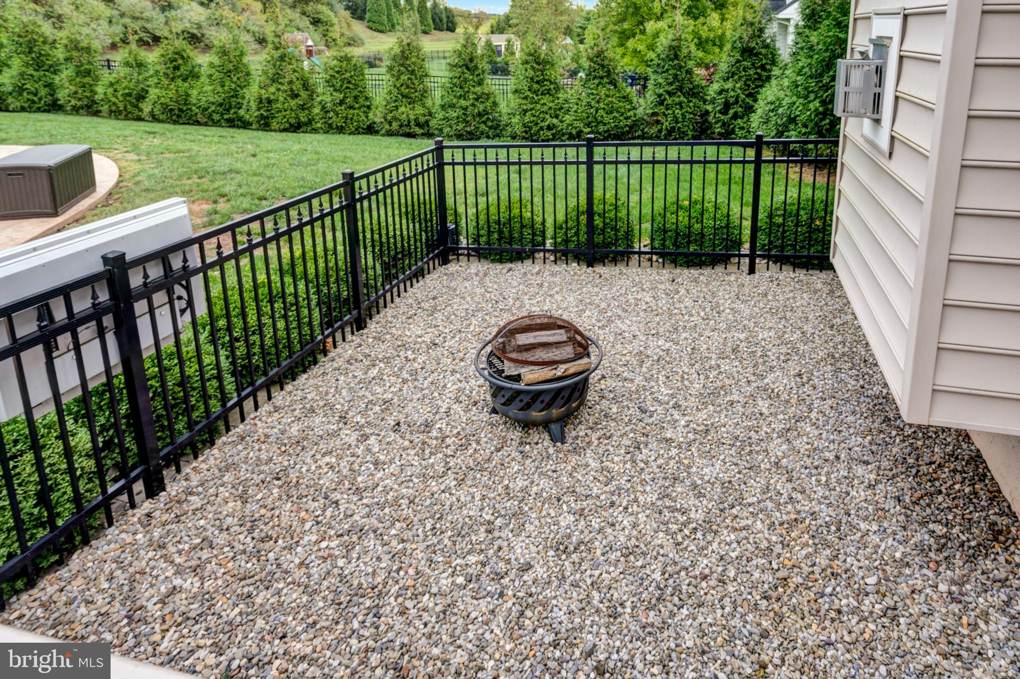 RIVERSIDE AT PROV - Residential