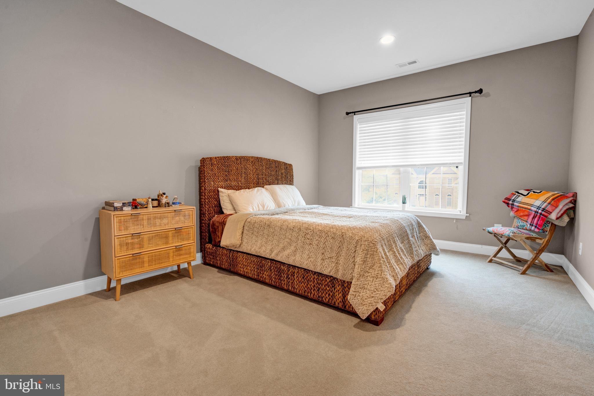 RIVERSIDE AT PROV - Residential