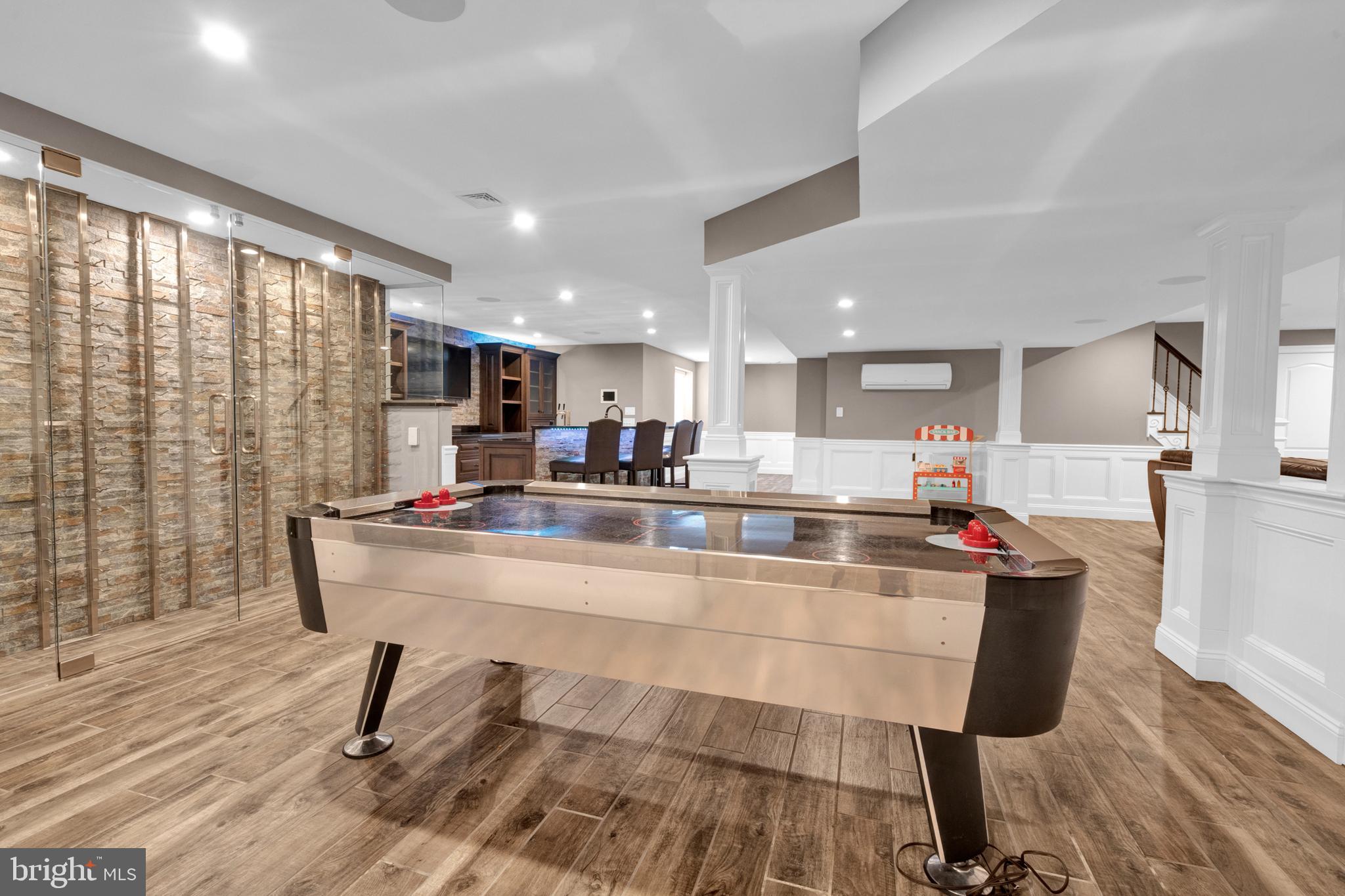 RIVERSIDE AT PROV - Residential