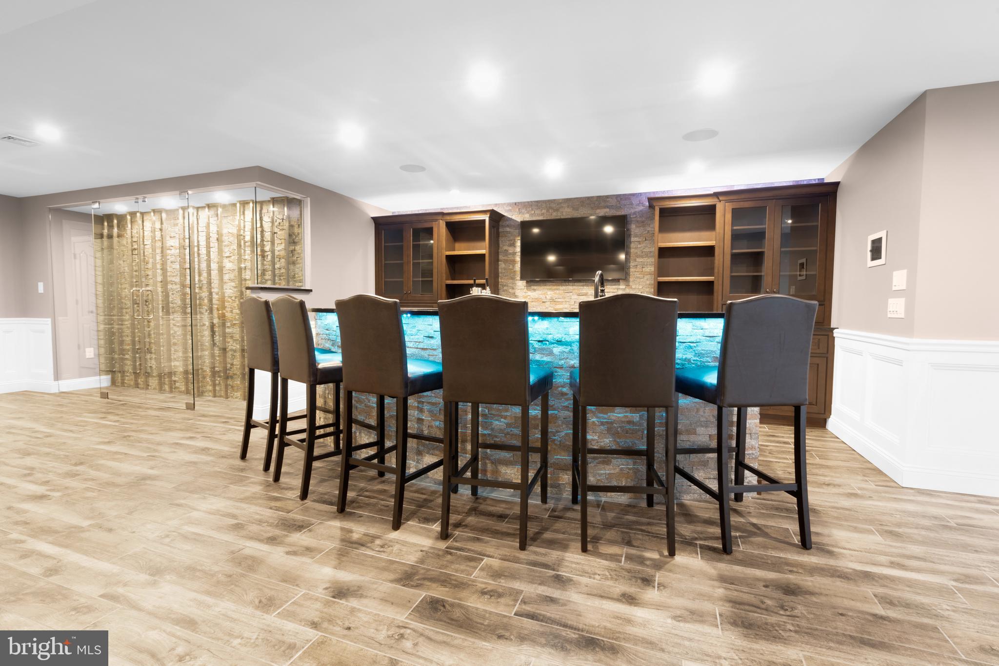 RIVERSIDE AT PROV - Residential