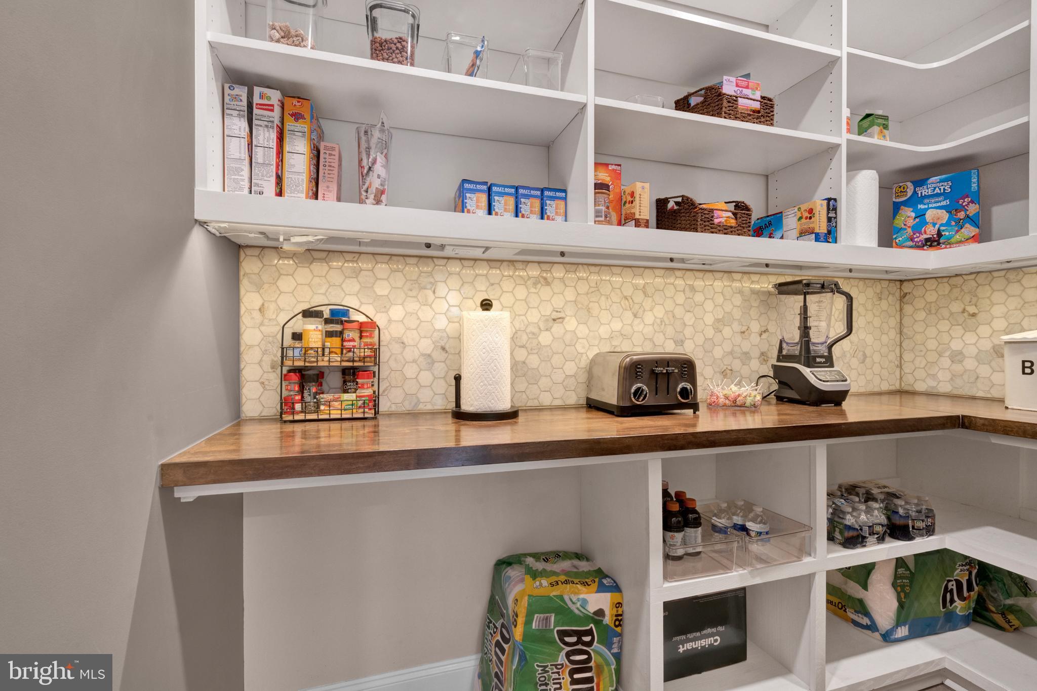 RIVERSIDE AT PROV - Residential