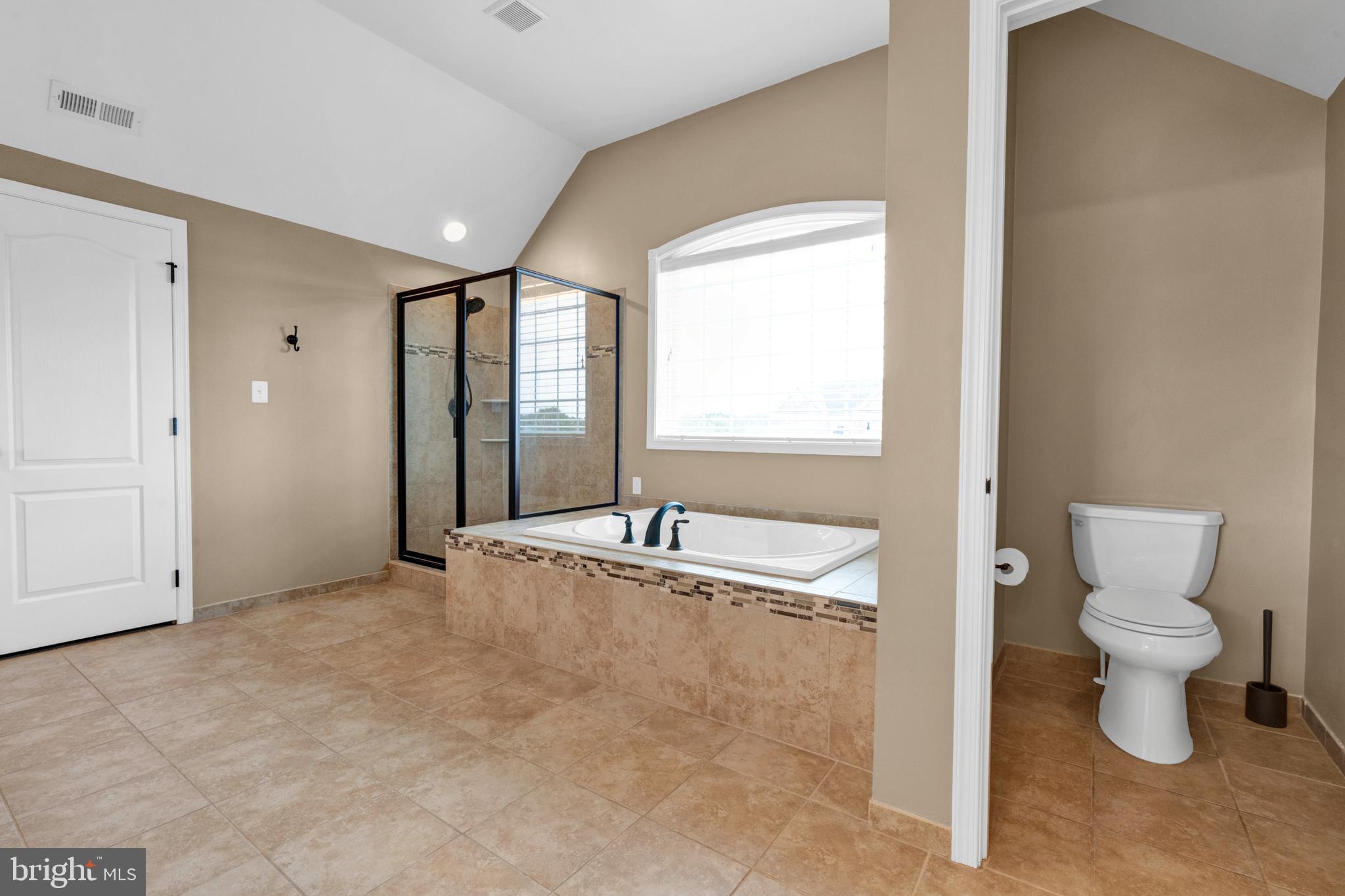 RIVERSIDE AT PROV - Residential