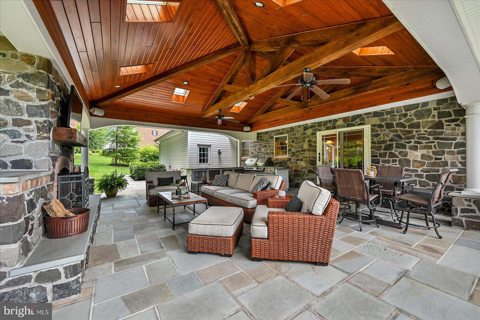 32 MCCURLEY DRIVE