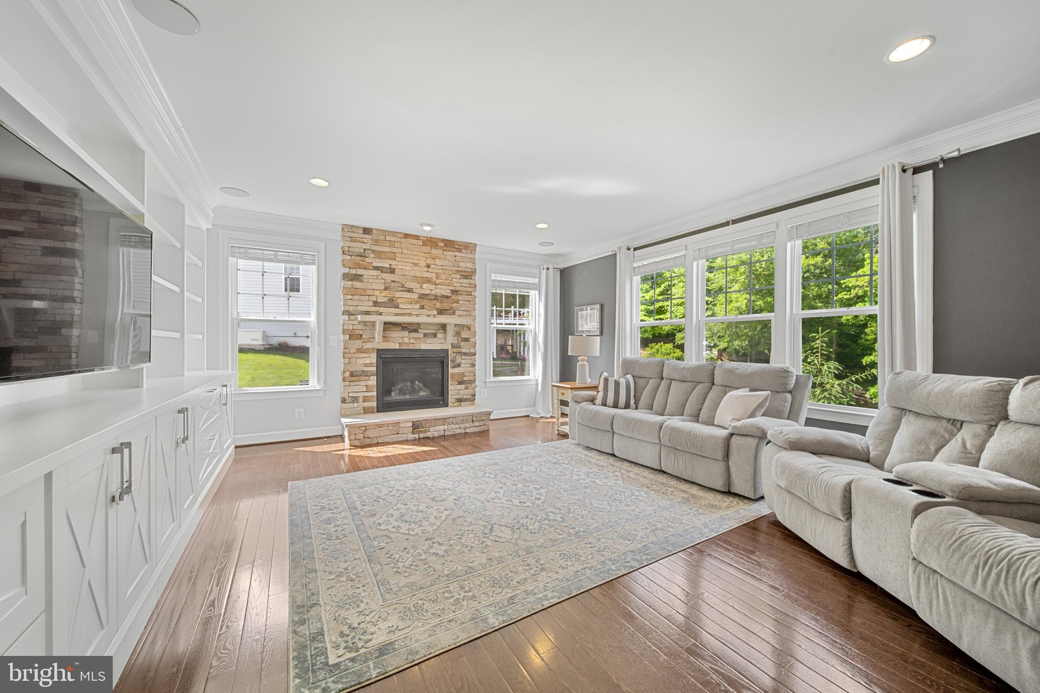 HISTORIC SELMA ESTATES - Residential