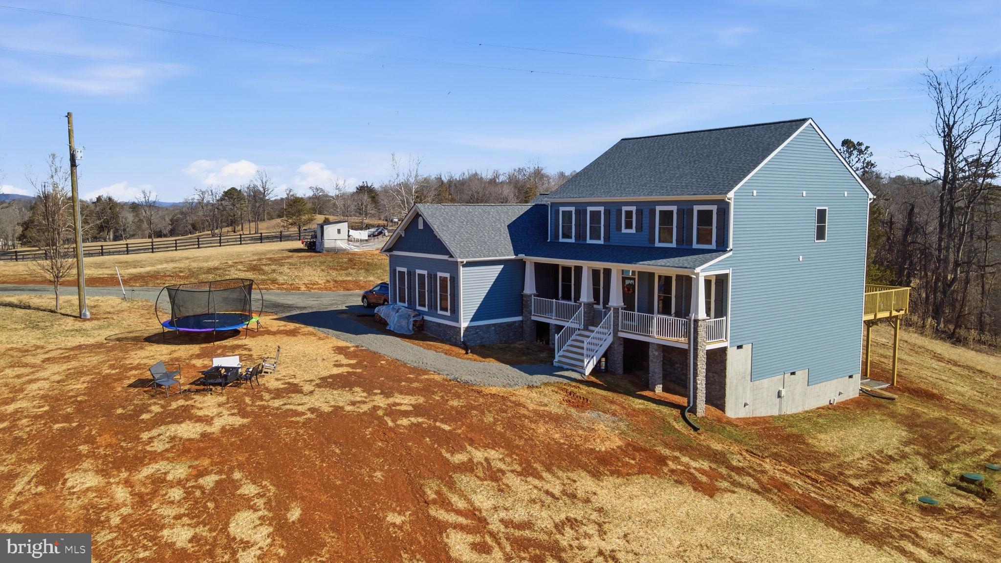 AMISSVILLE - Residential