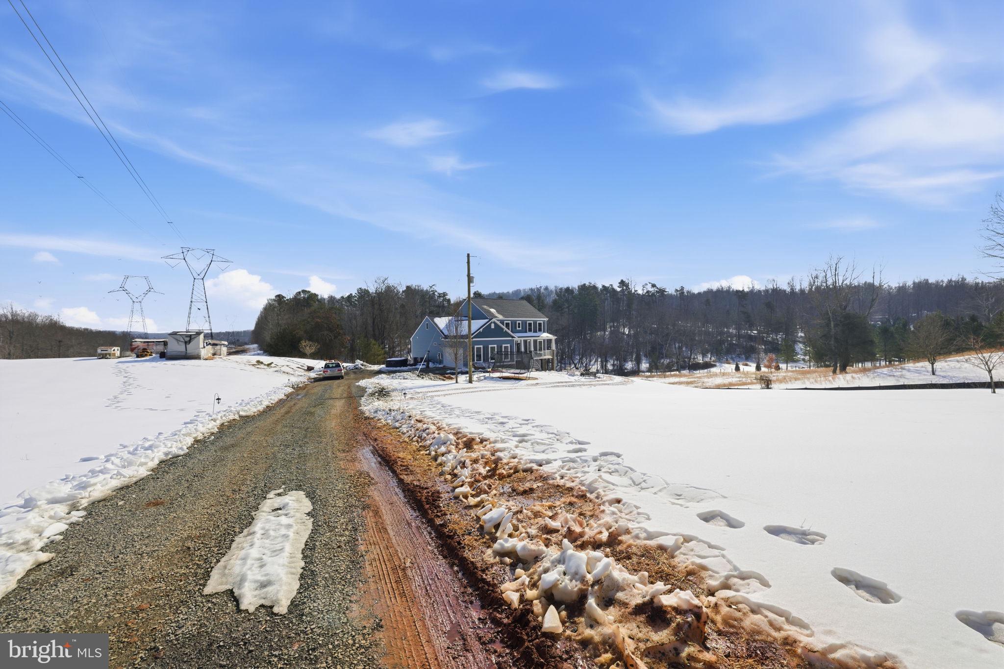 AMISSVILLE - Residential