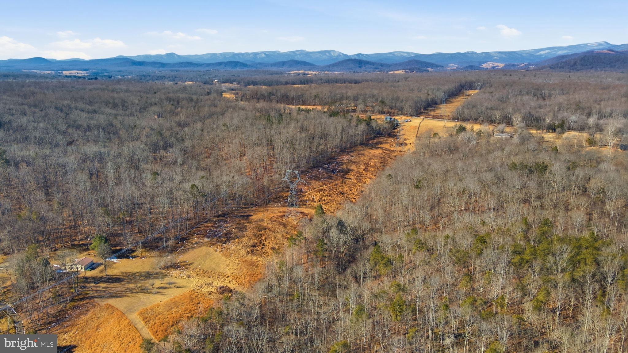 AMISSVILLE - Residential