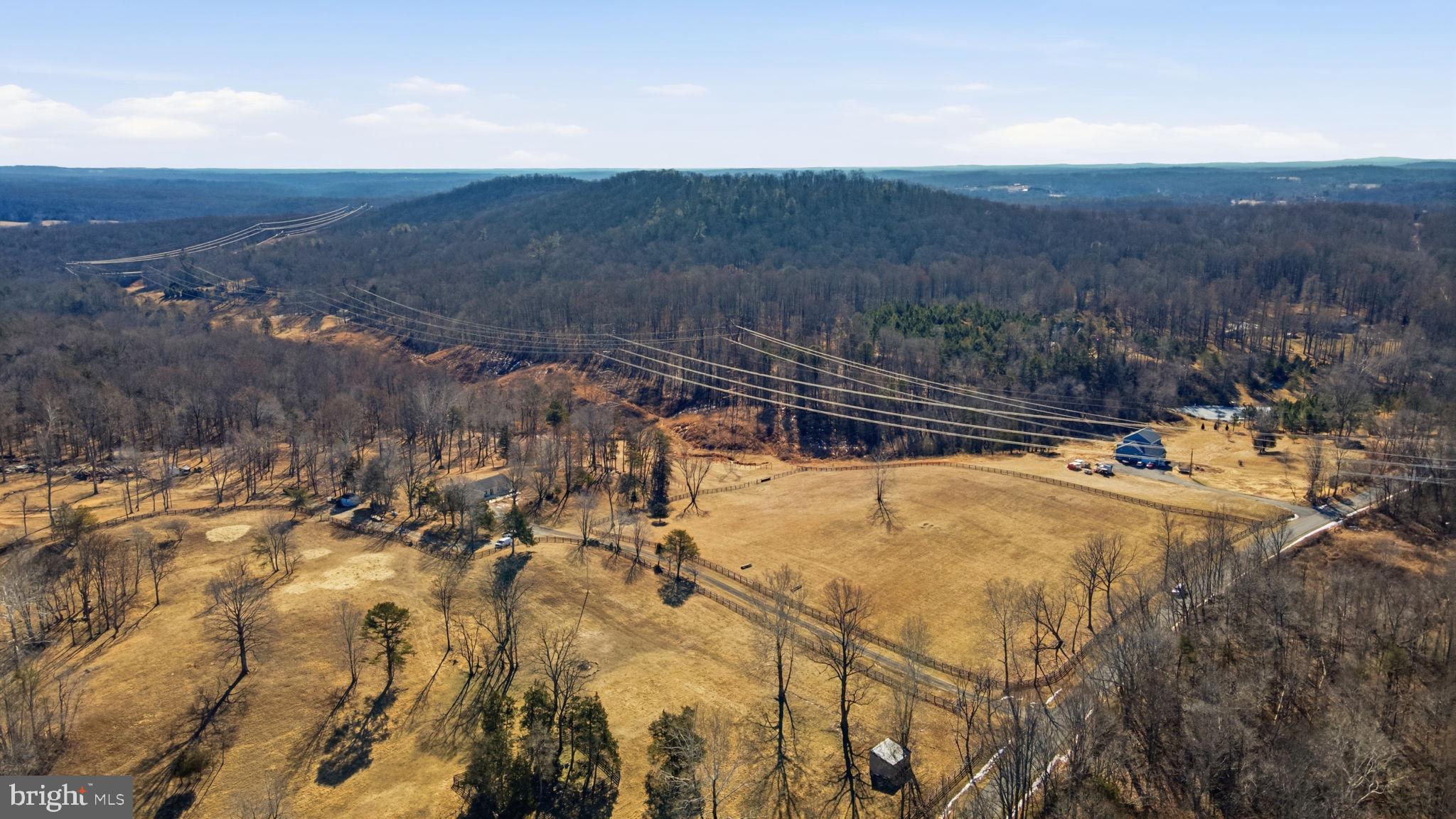 AMISSVILLE - Residential