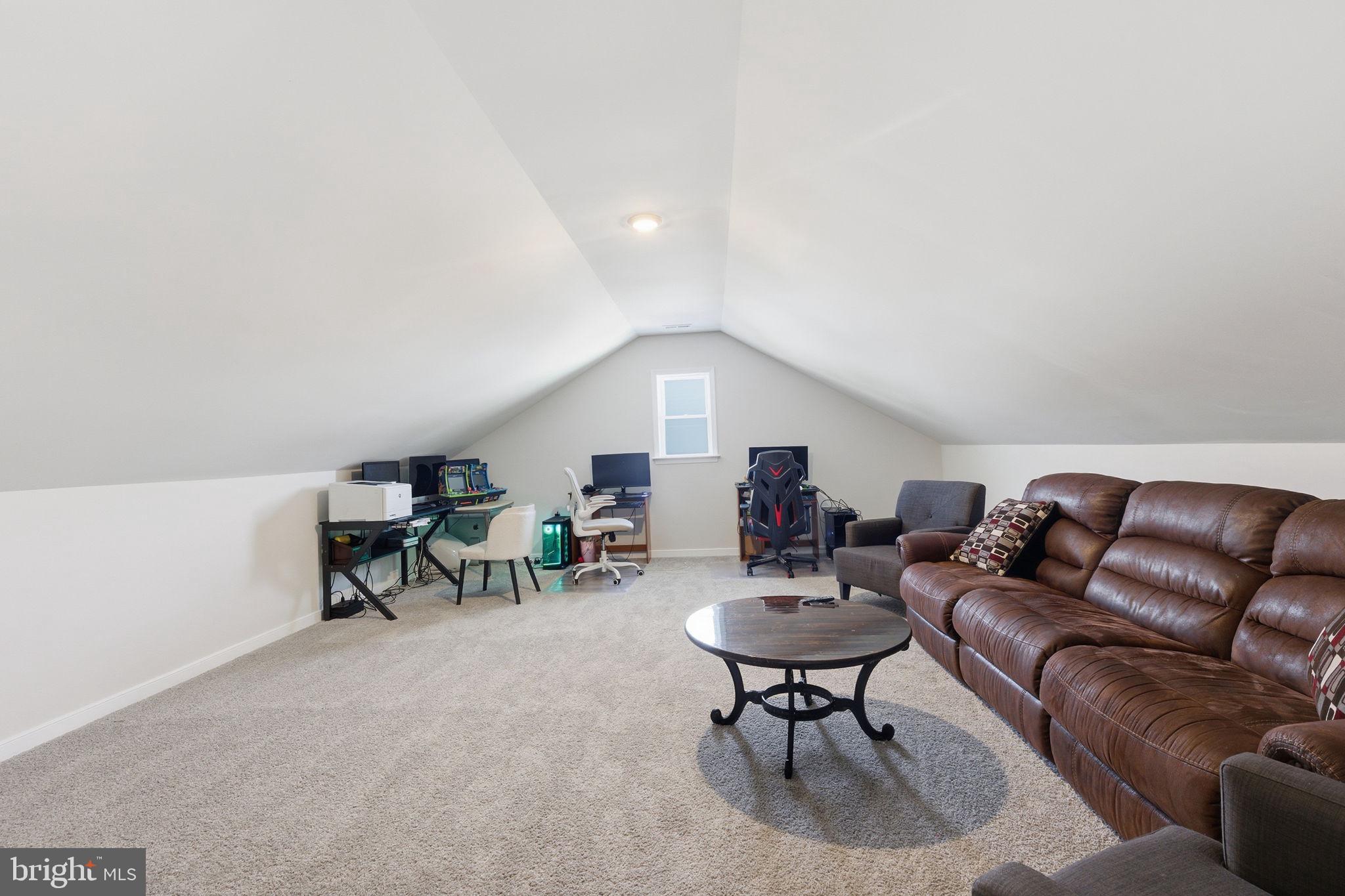 AMISSVILLE - Residential