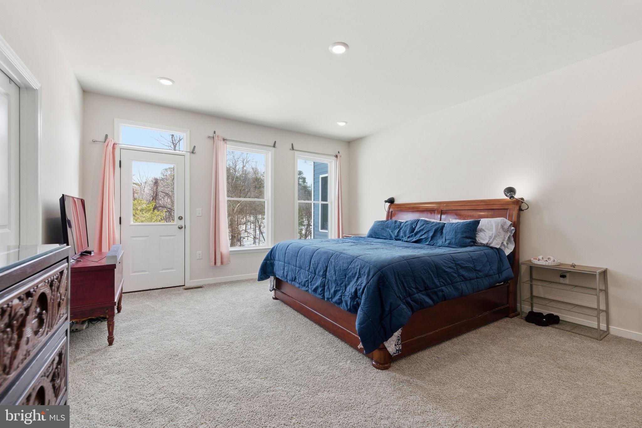 AMISSVILLE - Residential