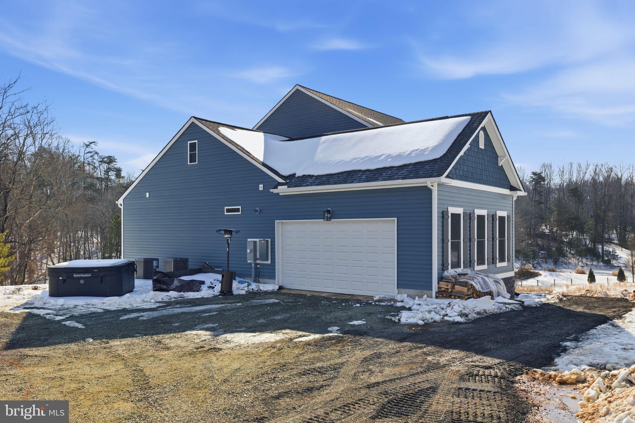 AMISSVILLE - Residential