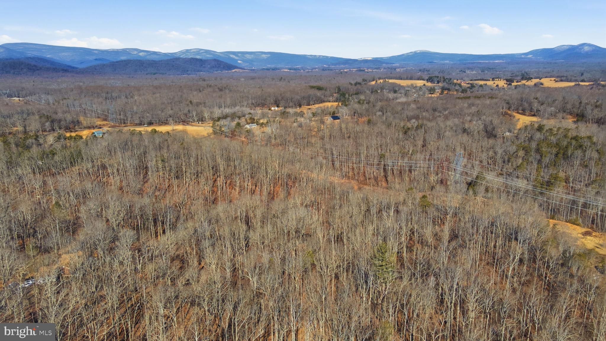 AMISSVILLE - Residential