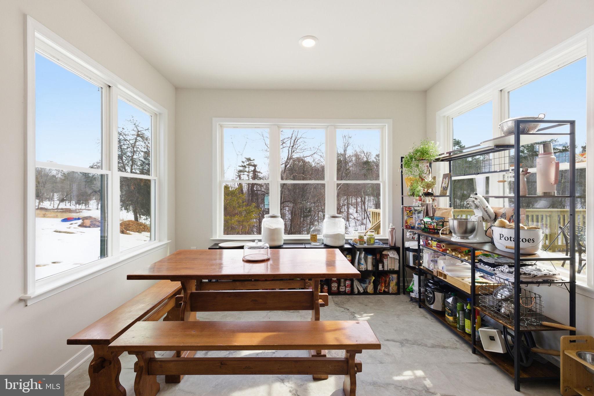 AMISSVILLE - Residential