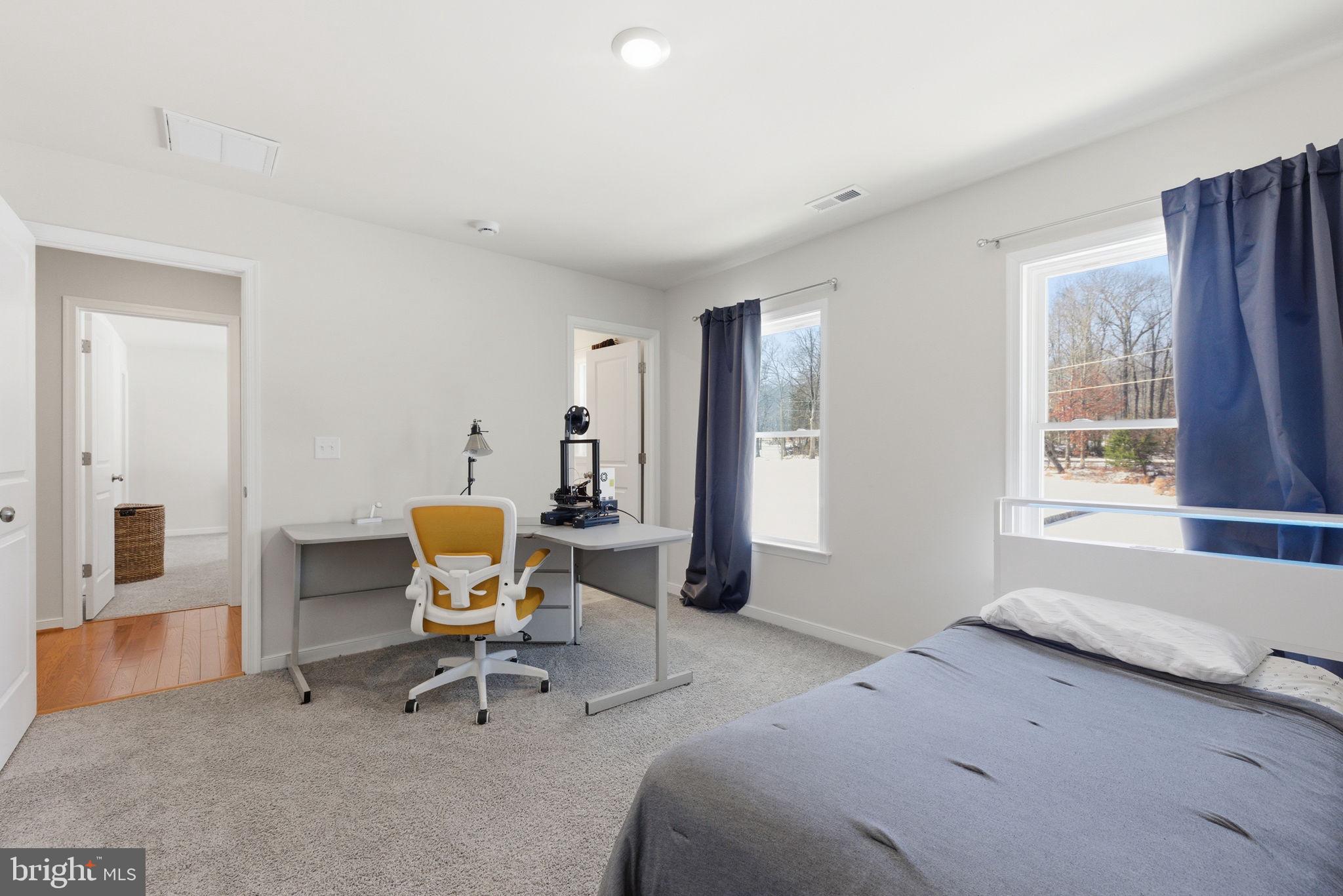 AMISSVILLE - Residential