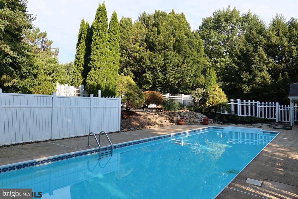 STATE COLLEGE BORO - Residential