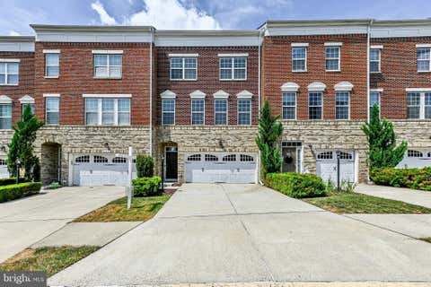 Photo of 23253 Tradewind Drive, ASHBURN, VA 20148 (MLS # VALO2134246)