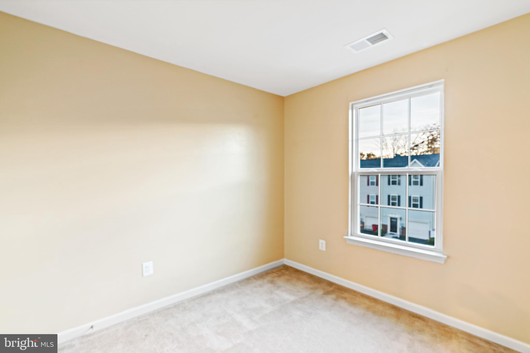 BROOKFIELD - Residential