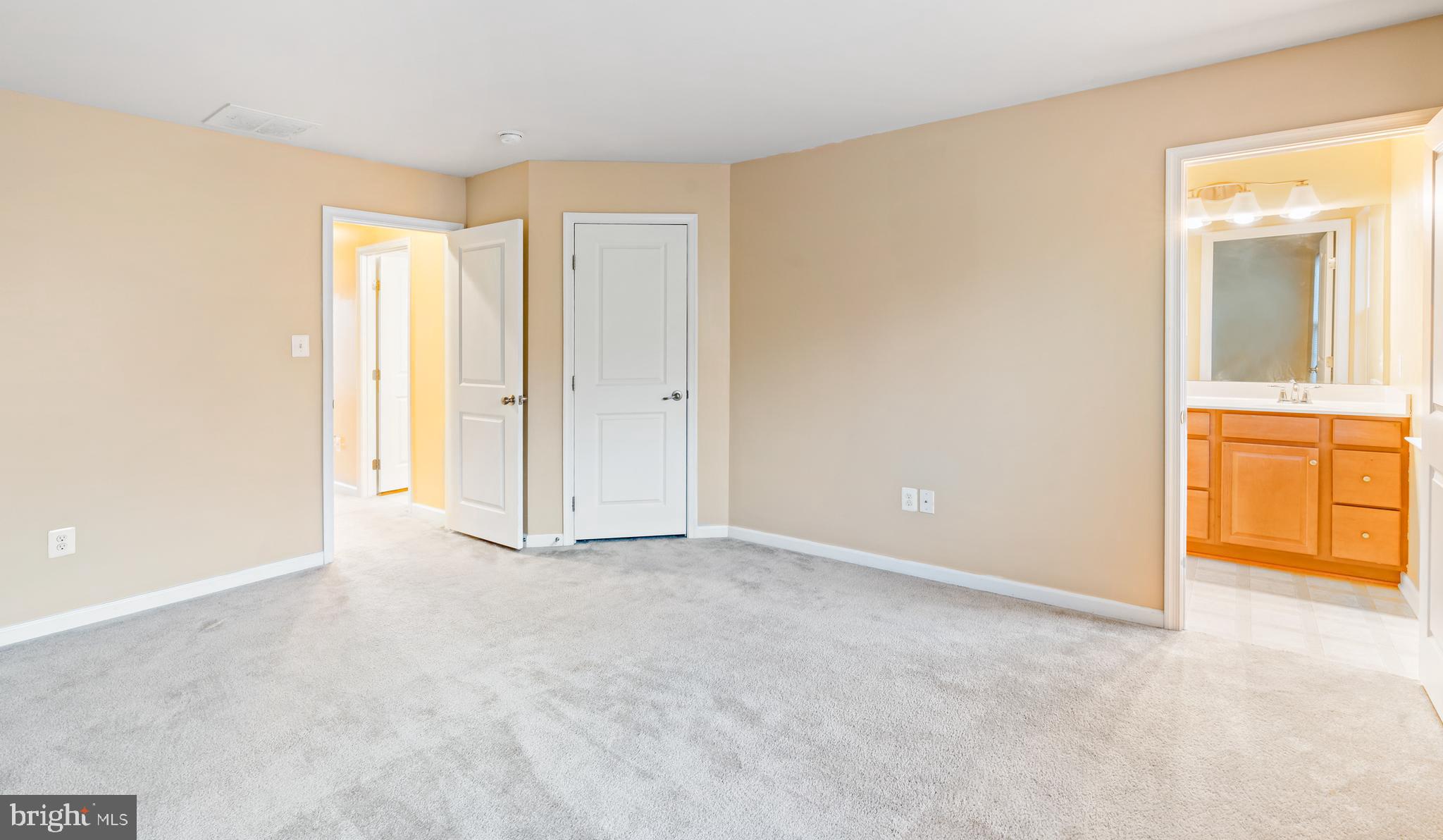 BROOKFIELD - Residential