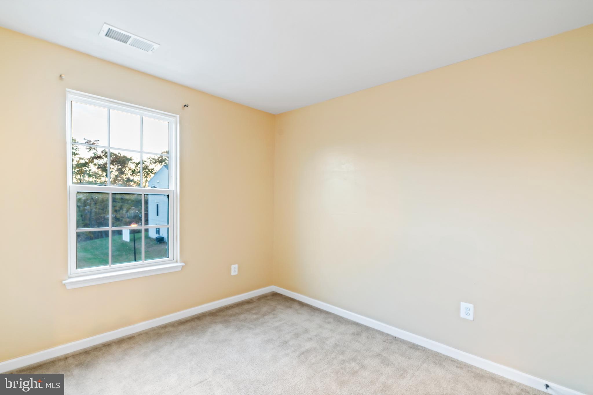 BROOKFIELD - Residential