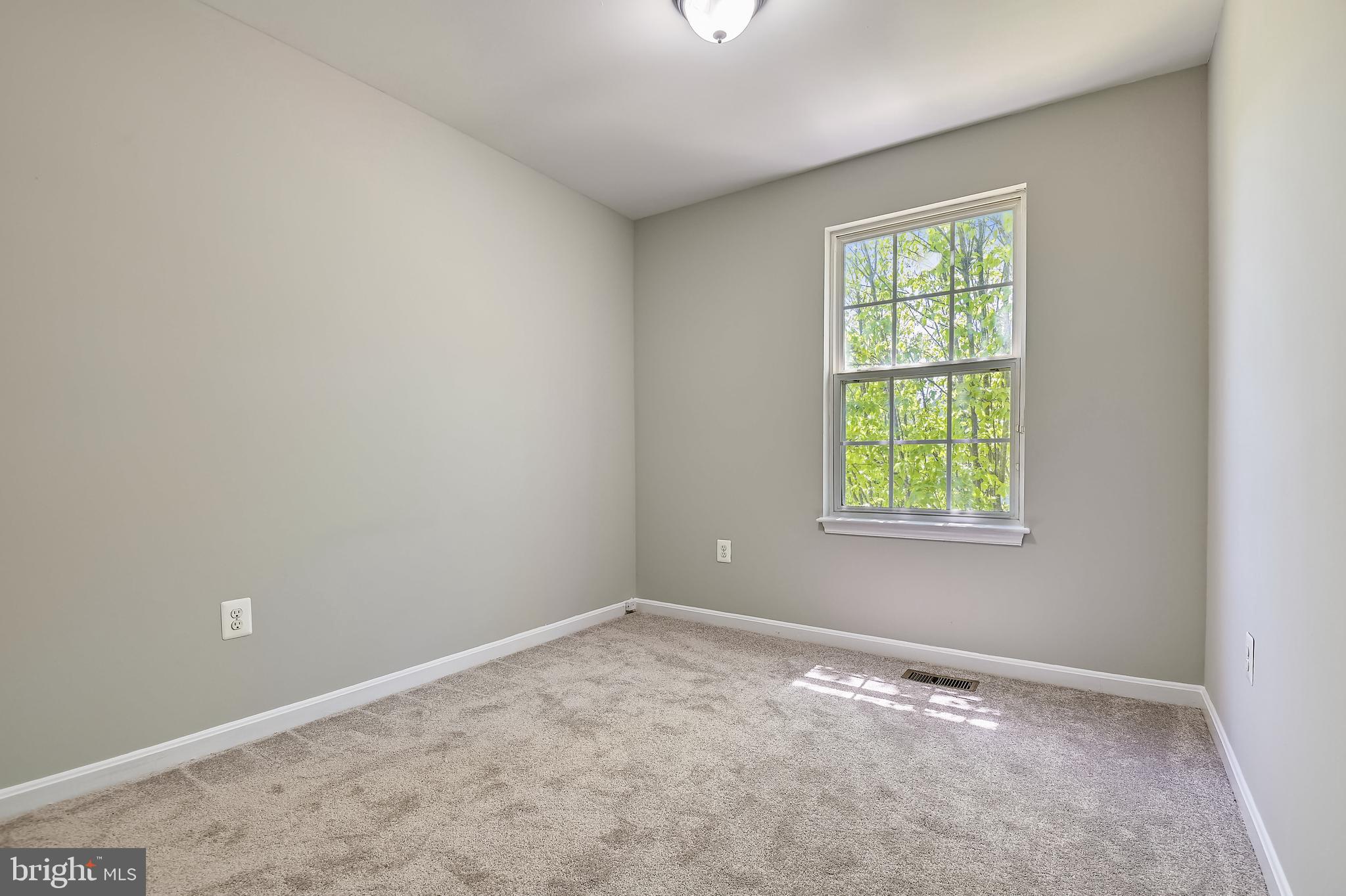 SUBURBIA - Residential