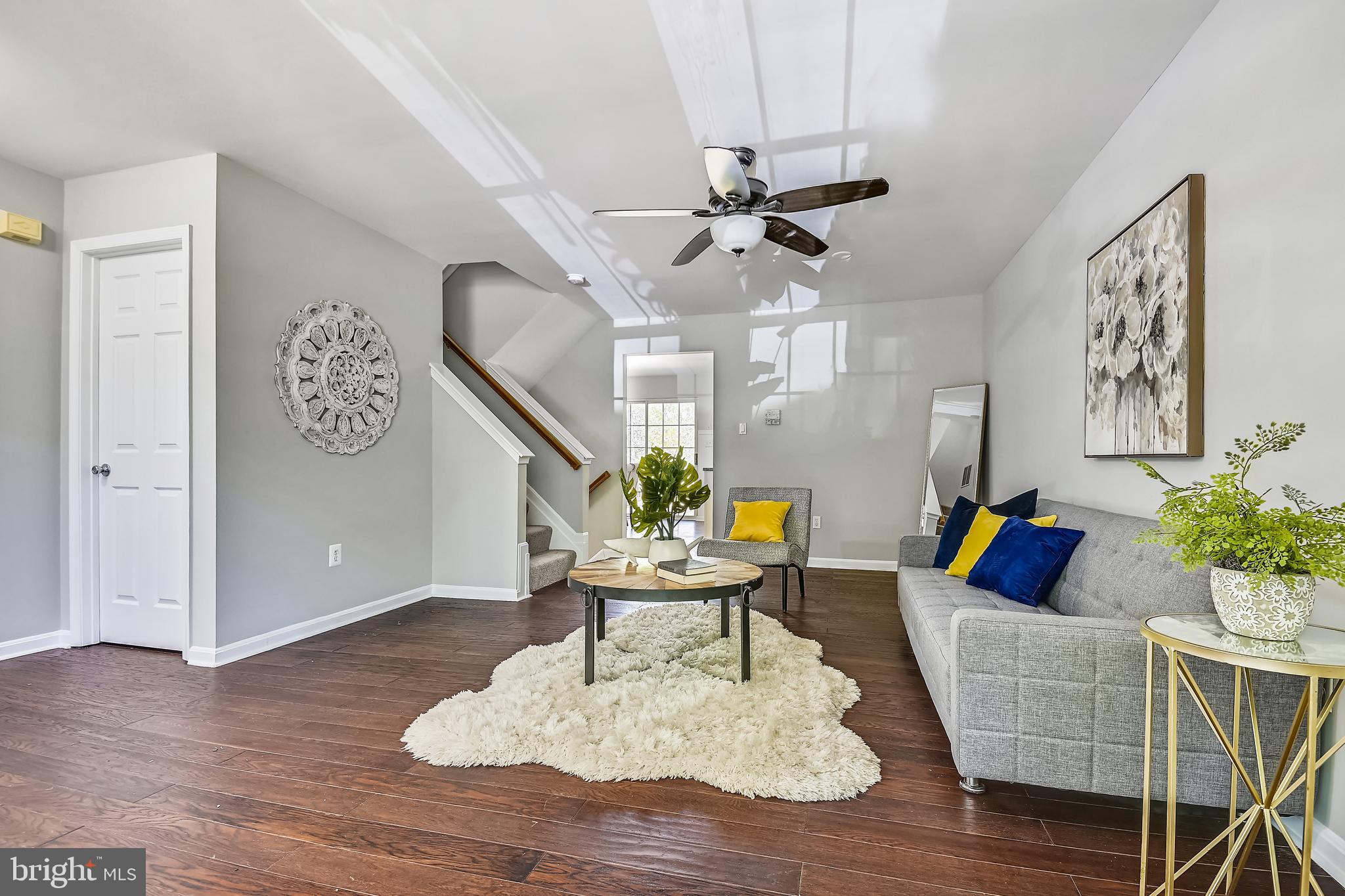 SUBURBIA - Residential