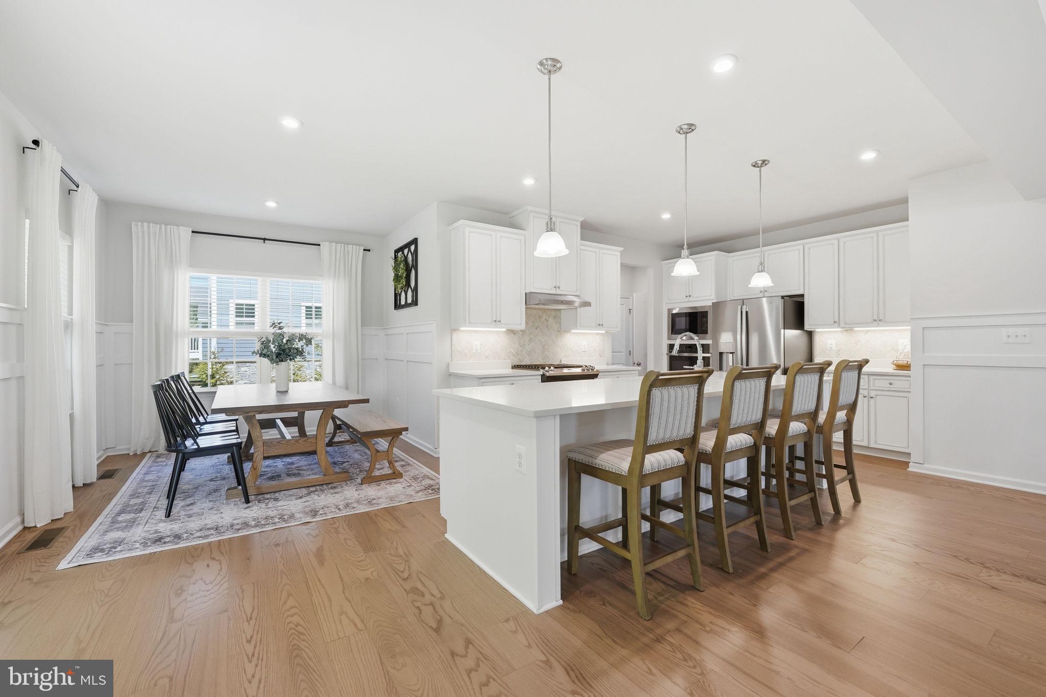 11312 OAKVILLE LANE