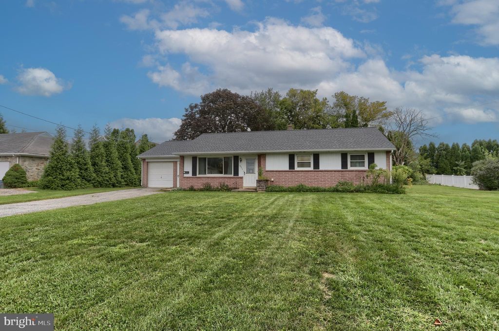 Photo of 5973 Lemon Street, East Petersburg, PA 17520 (MLS # PALA2056494)