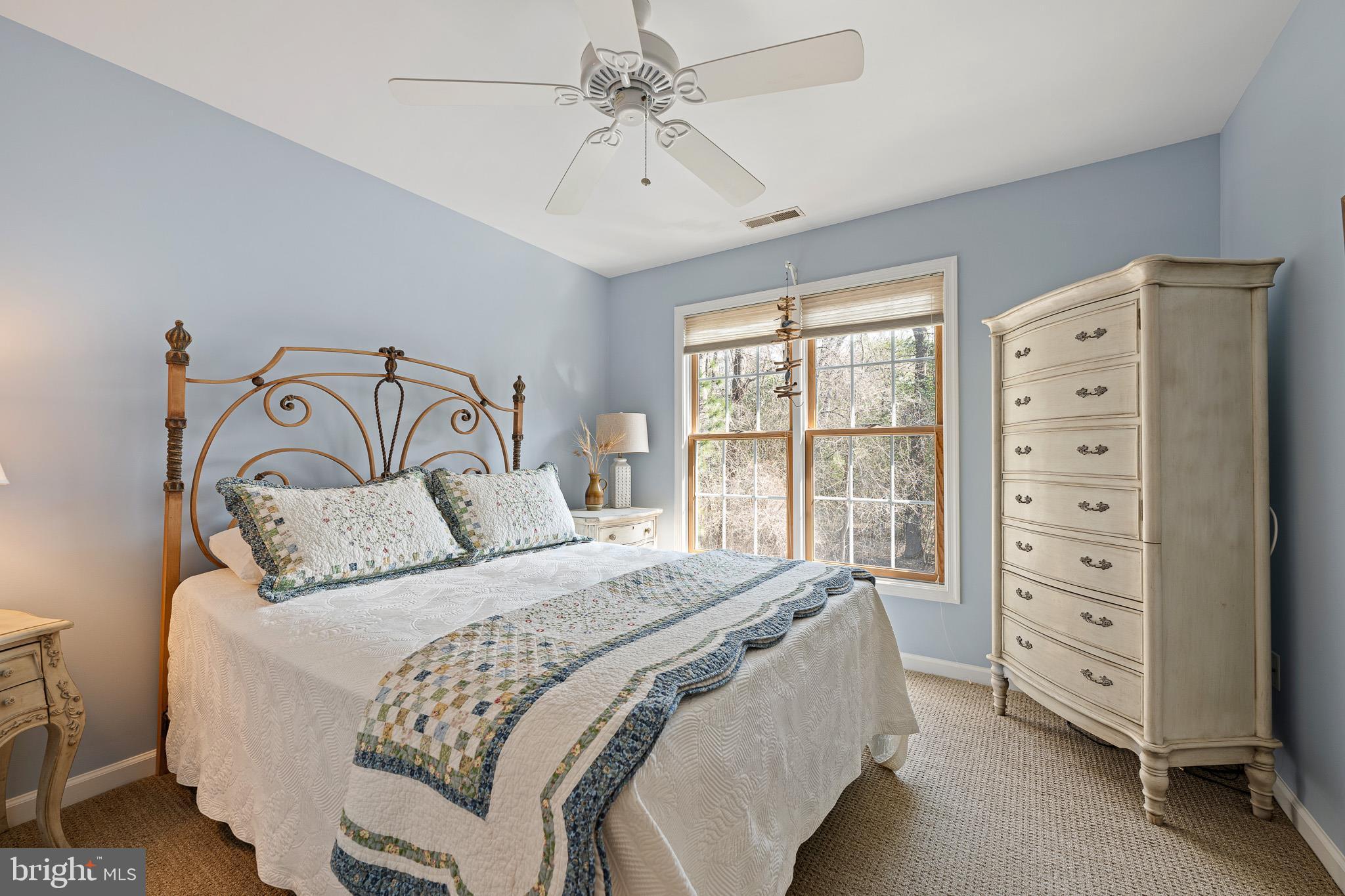 SALT POND - Residential