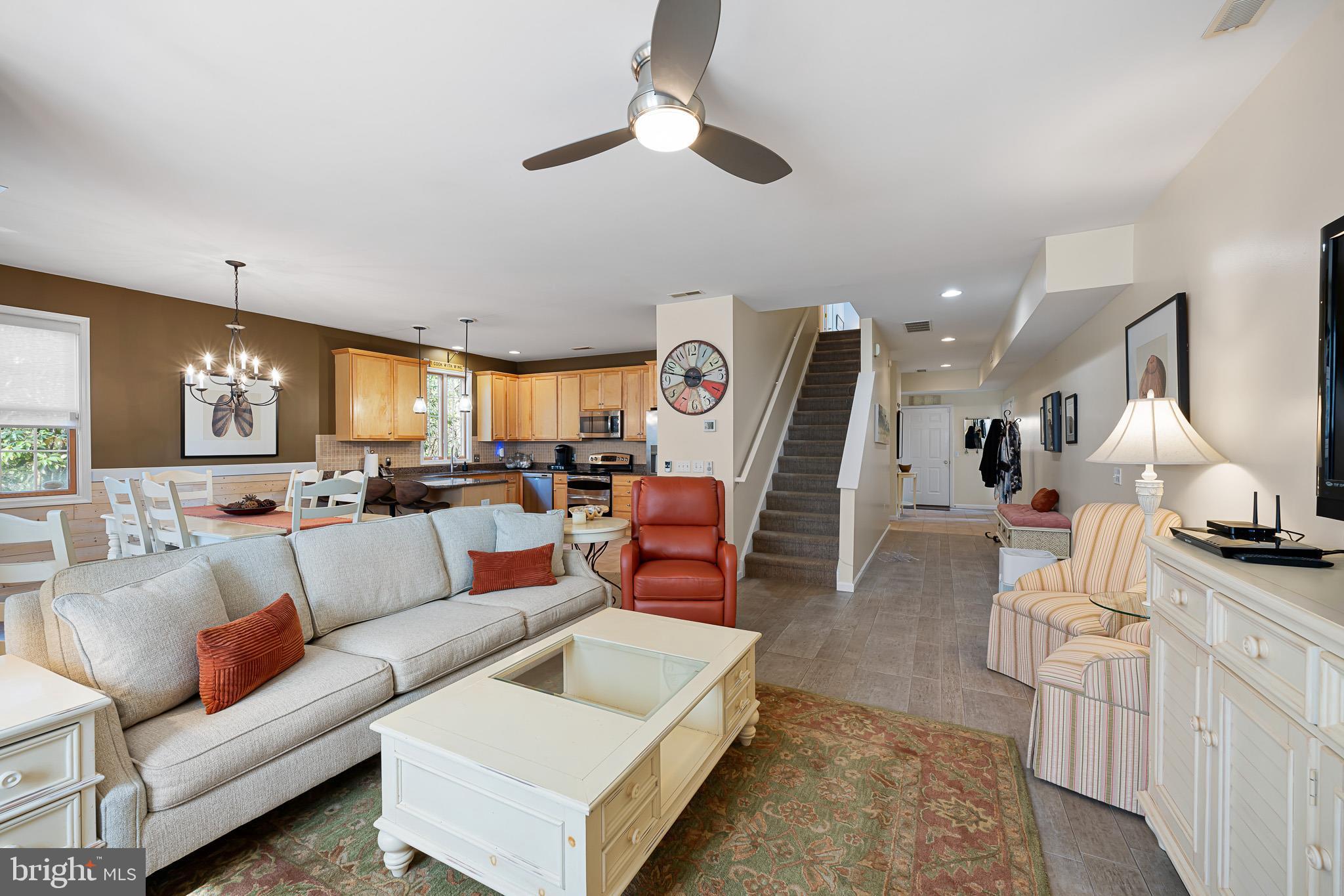 SALT POND - Residential