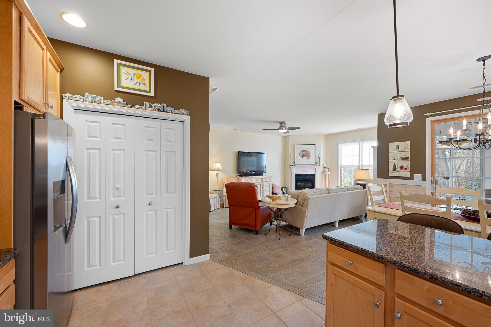 SALT POND - Residential