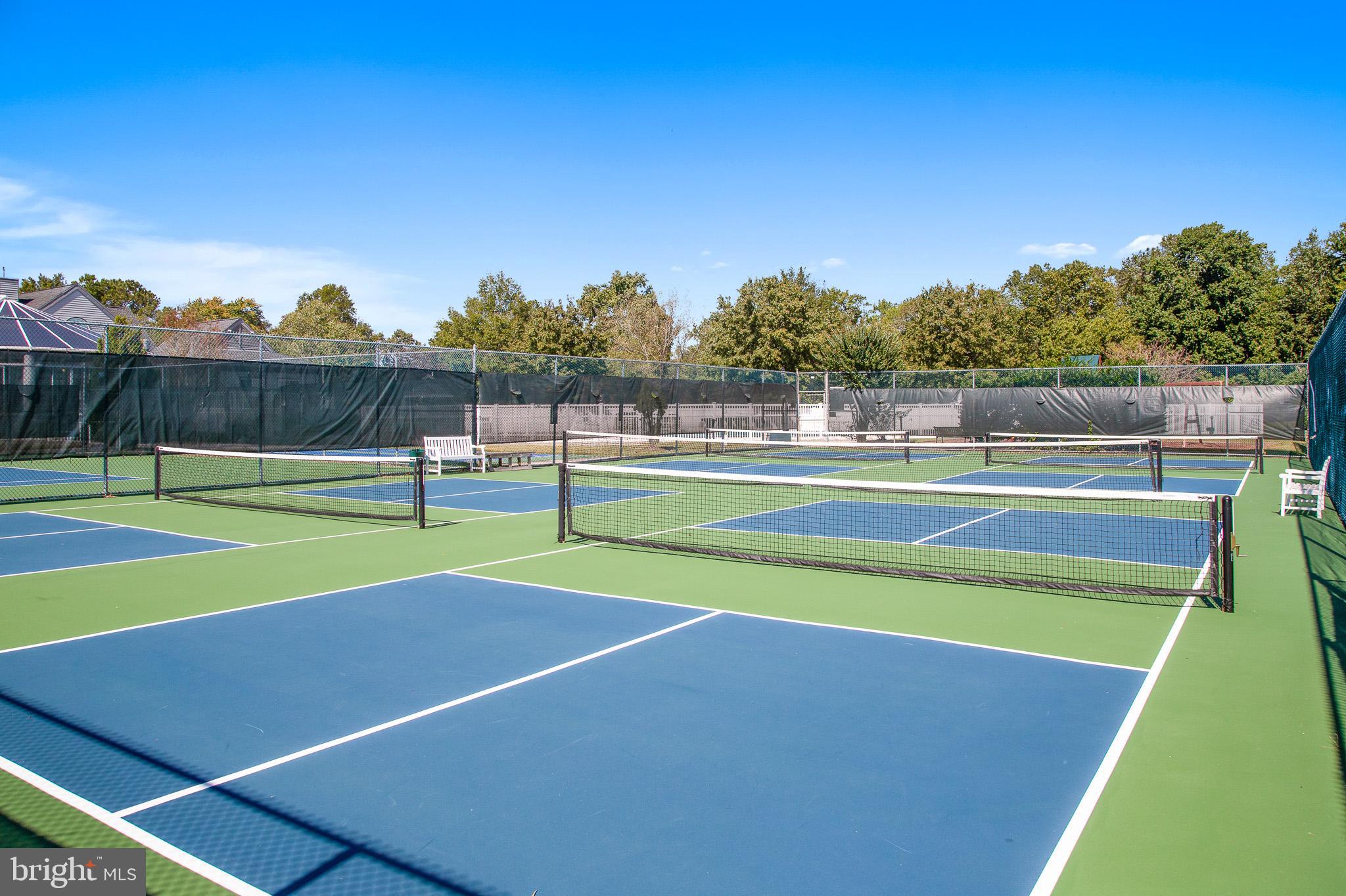 SALT POND - Residential