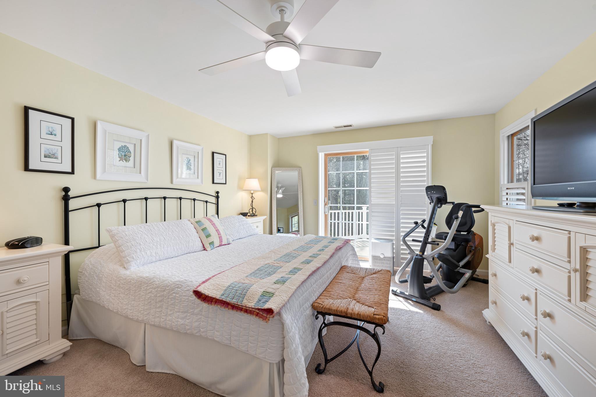 SALT POND - Residential