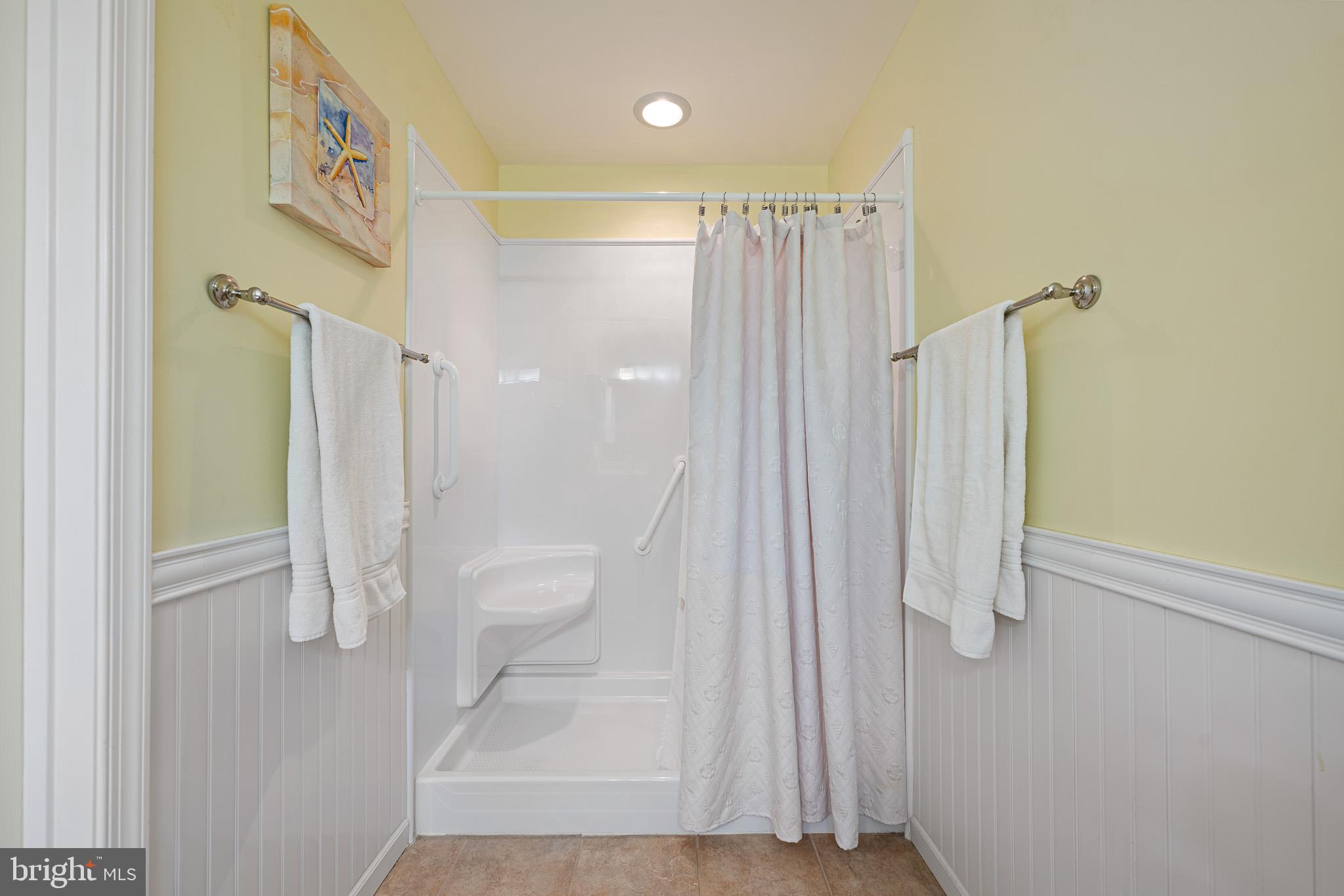 SALT POND - Residential