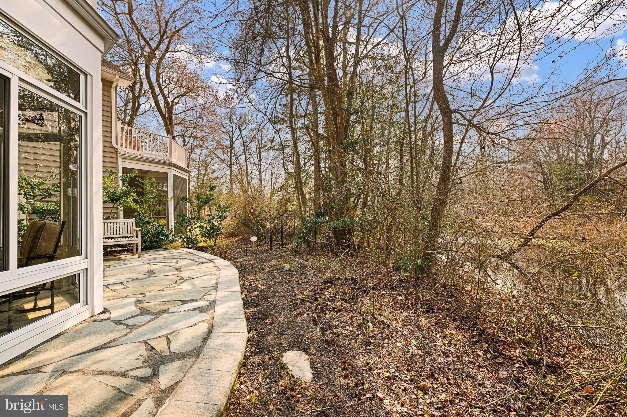 SALT POND - Residential