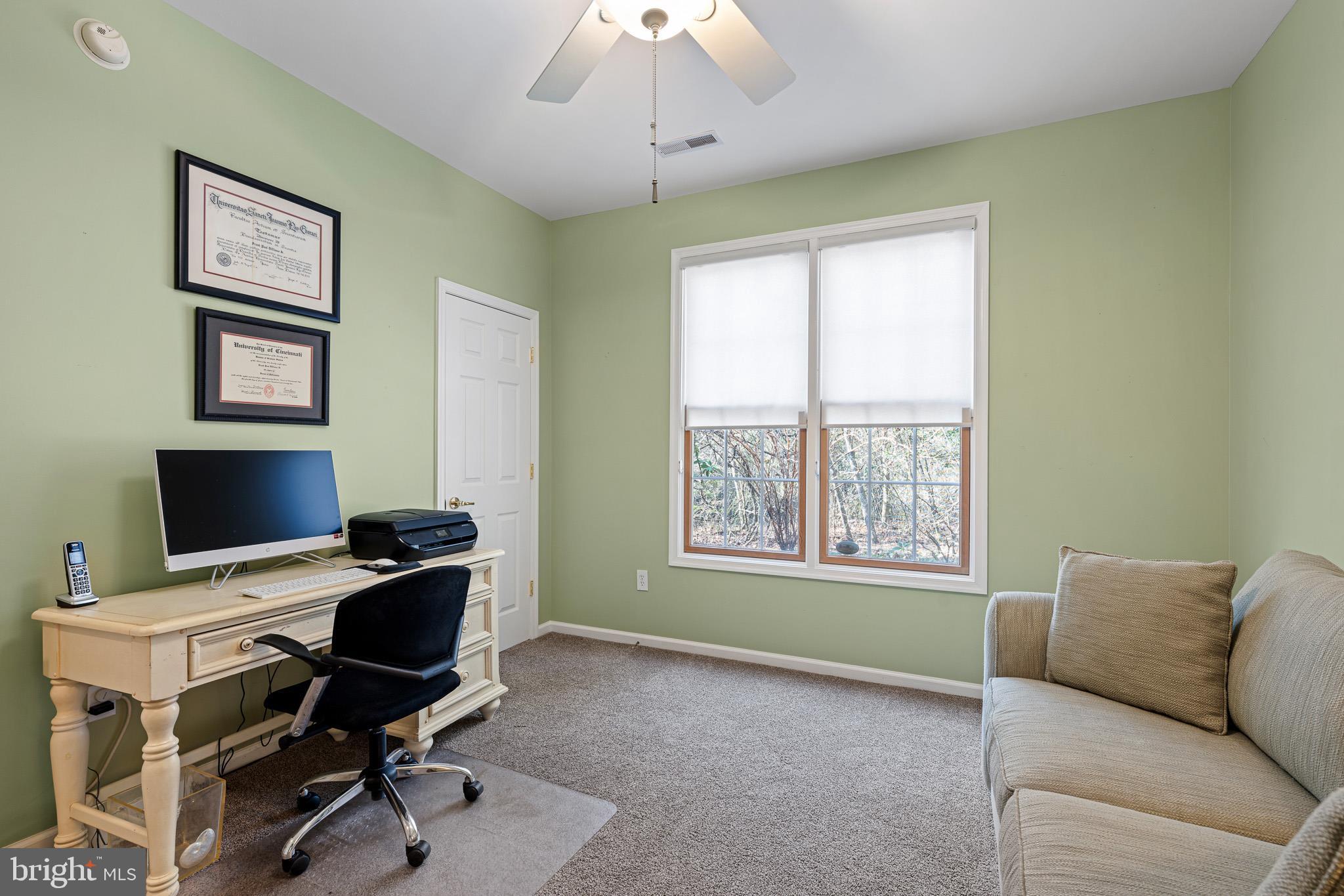 SALT POND - Residential